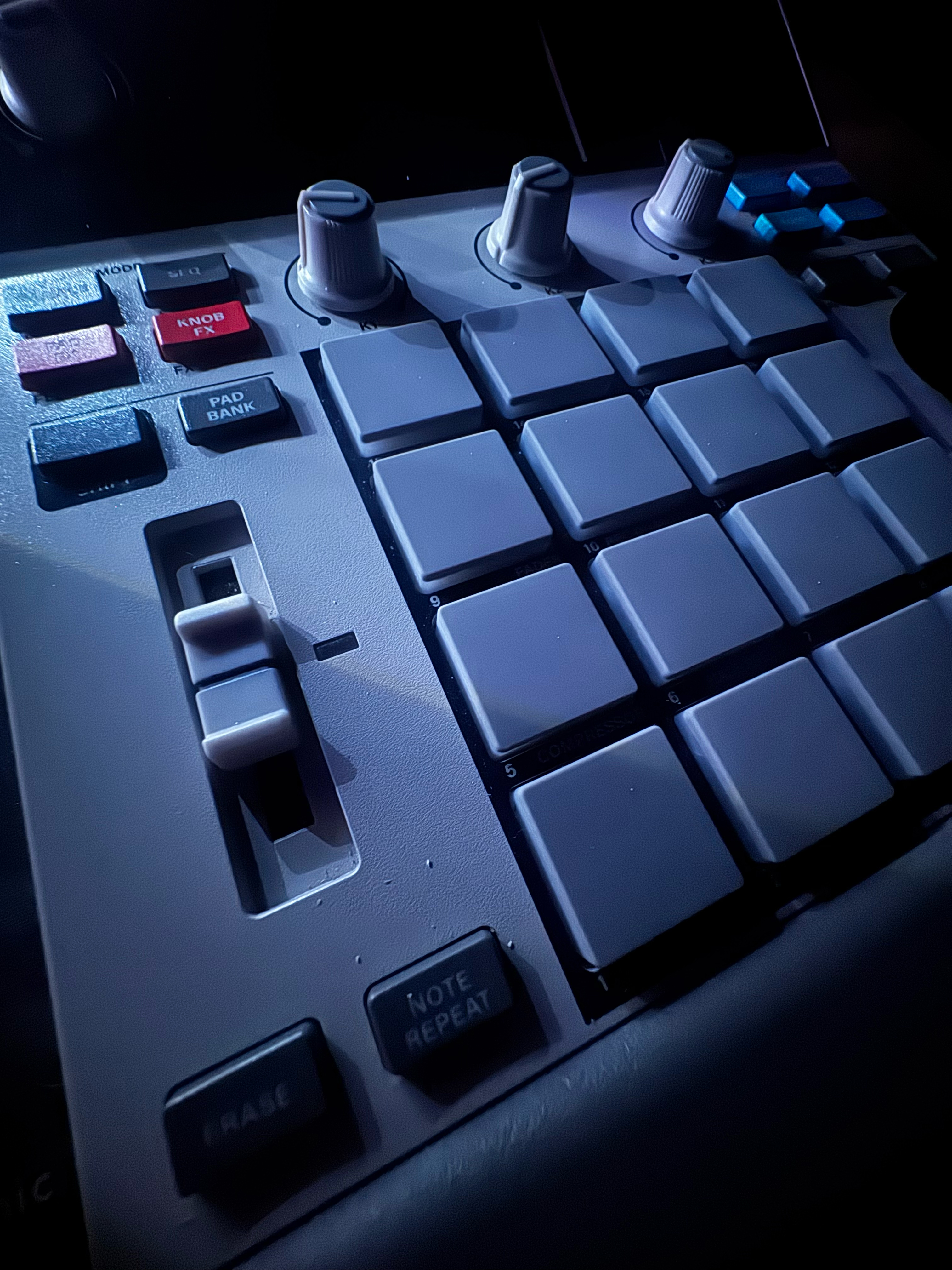 MPC with waveform on screen